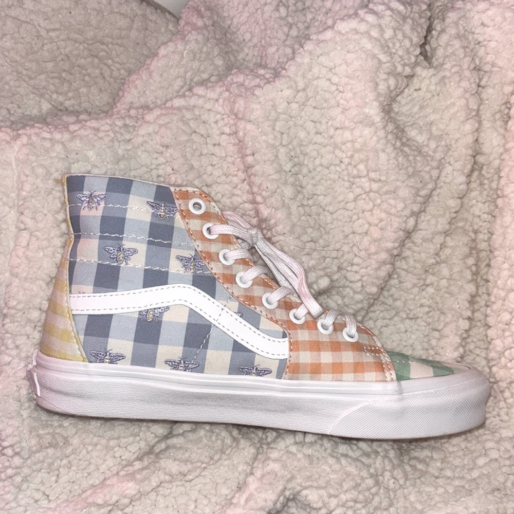 multi colored vans - Picture 3 of 3